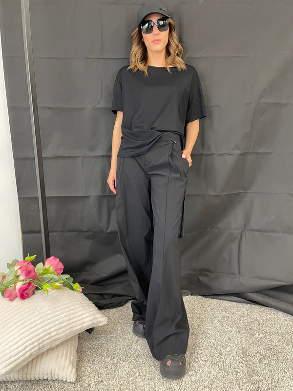T-SHIRT VISCOSA CON TASCHINA NERO ALA1936